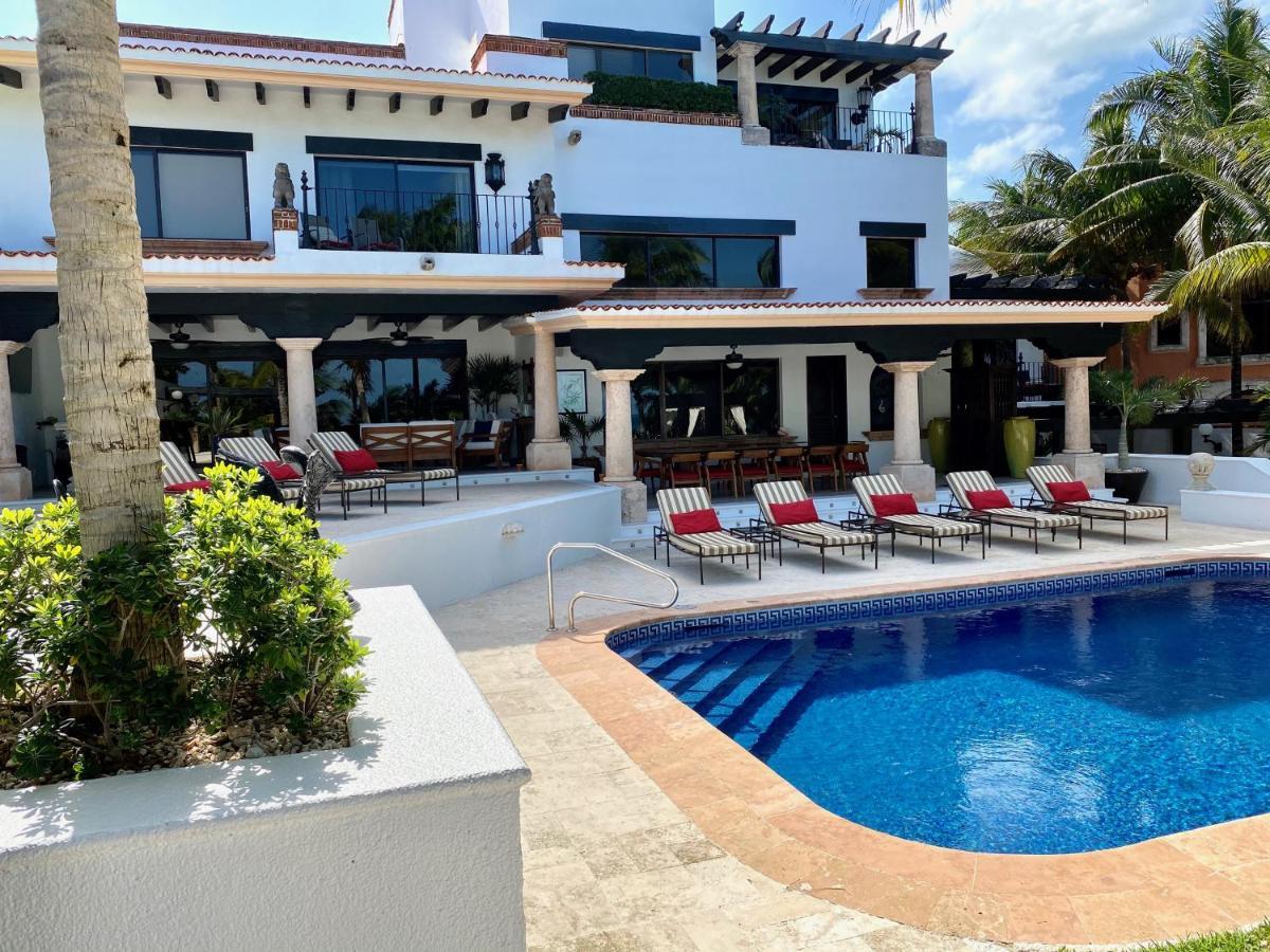 Villa Albatros Oceanfront Luxury Hotelzone Cancun Exterior photo