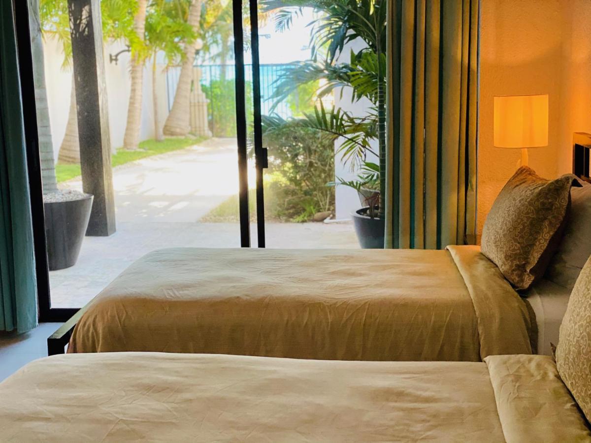 Villa Albatros Oceanfront Luxury Hotelzone Cancun Exterior photo