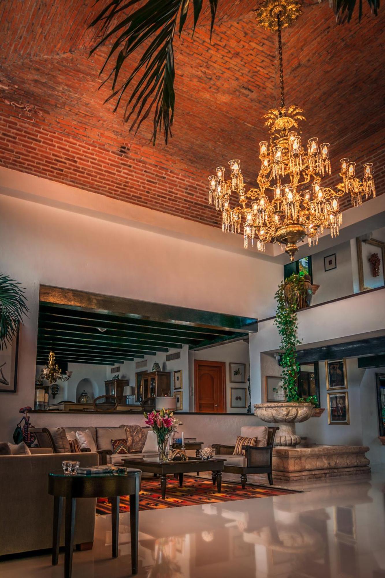 Villa Albatros Oceanfront Luxury Hotelzone Cancun Exterior photo