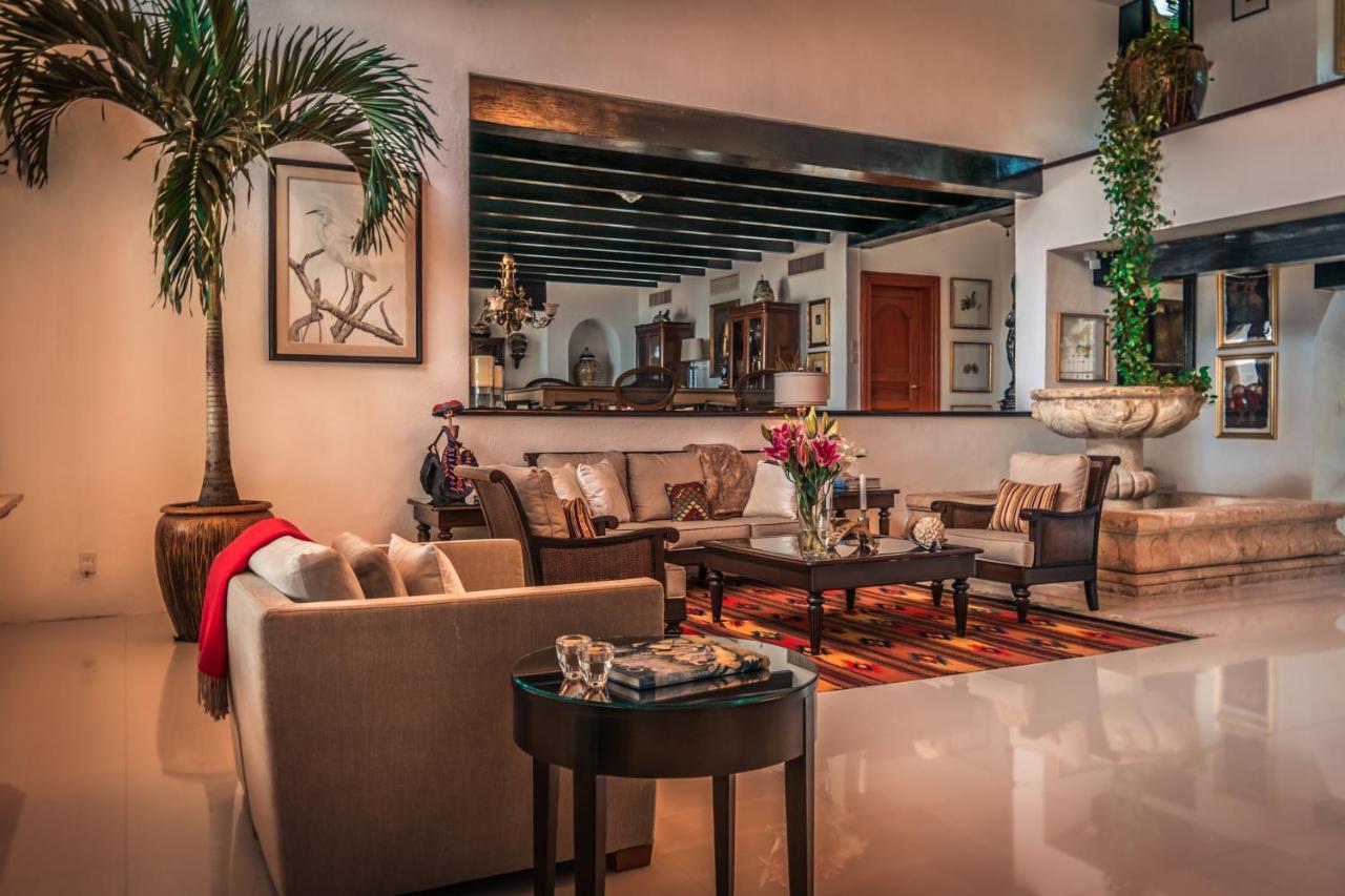 Villa Albatros Oceanfront Luxury Hotelzone Cancun Exterior photo